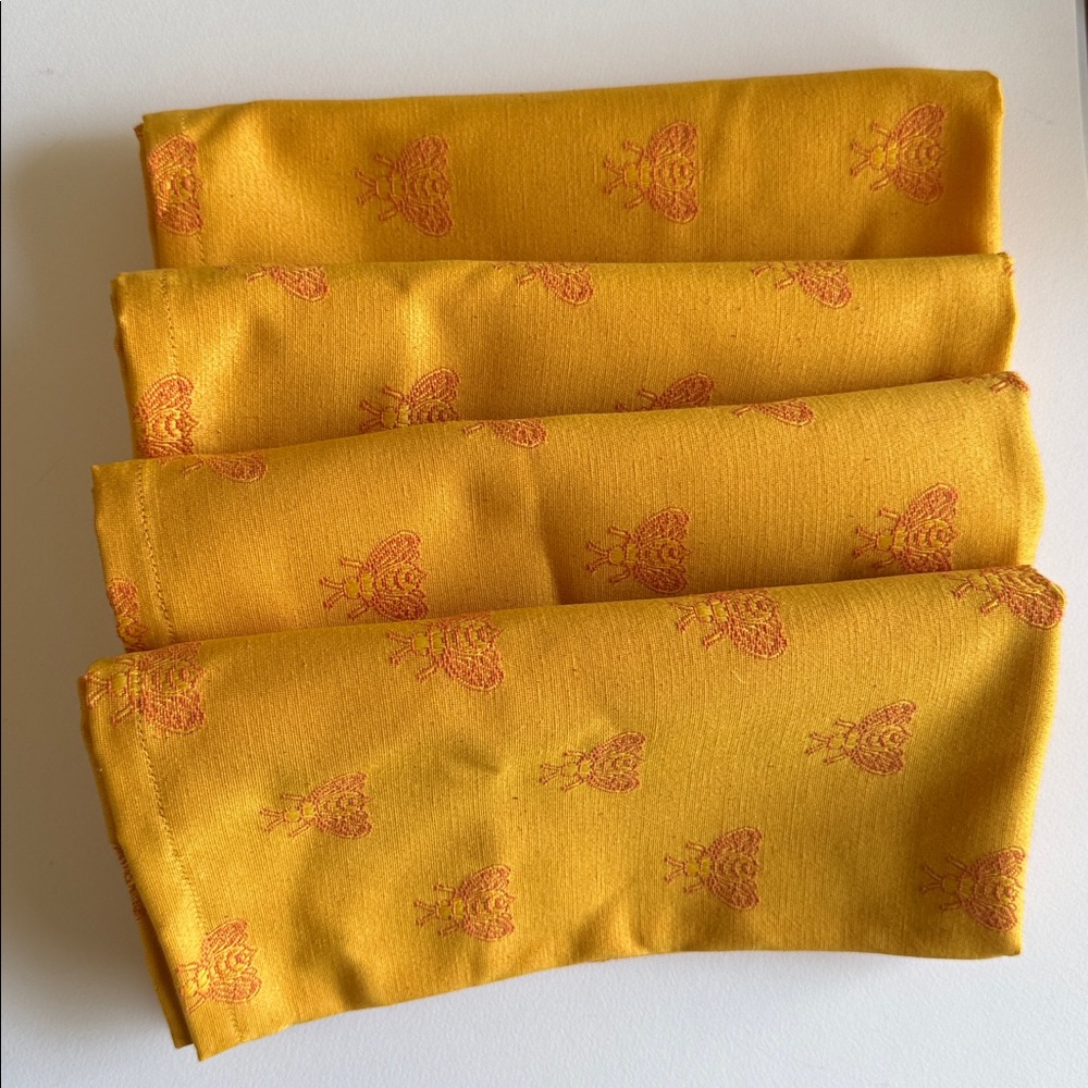 Amelie Michel 🇫🇷 Fabric. Set of 8 Napkins and Table Cover